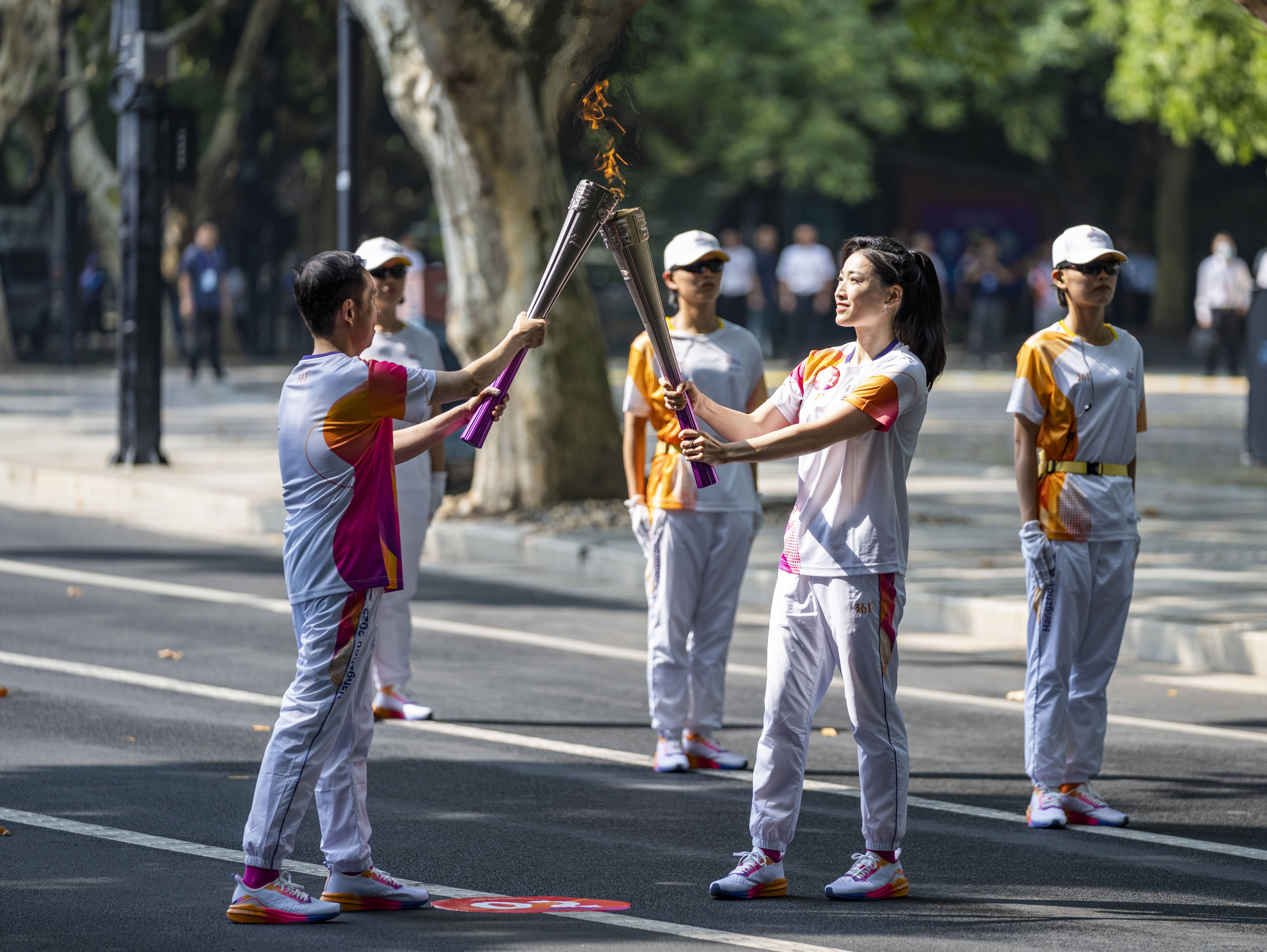 亚运会:（杭州亚运会）杭州亚运会火炬传递启动