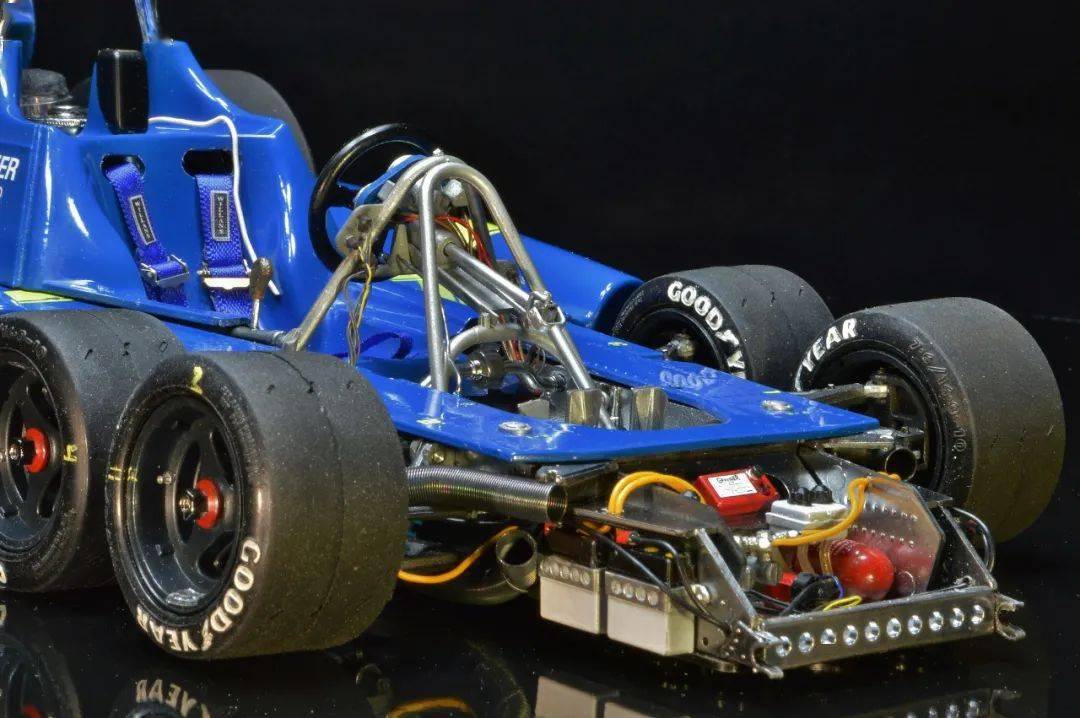 F1:F1历史上唯一一台六轮猛兽F1！「Tyrrell P34」