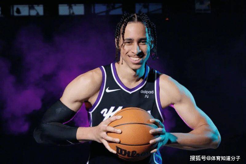 NBA:前NBA球星承认杀人！27岁2米08中锋成凶手NBA，同女友合谋作案