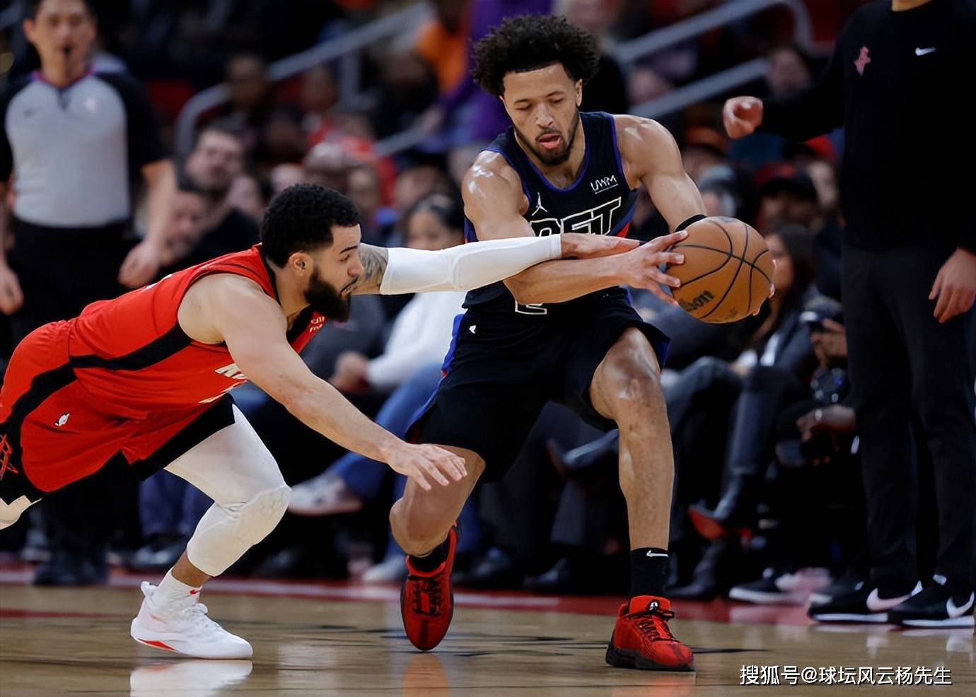 NBA:NBA常规赛NBA，火箭136-113大胜活塞，结束三连败颓势