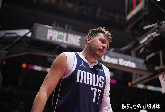 NBA:东契奇砍35+11+11创NBA纪录NBA，15分逆转热火，美媒：他将超越詹皇