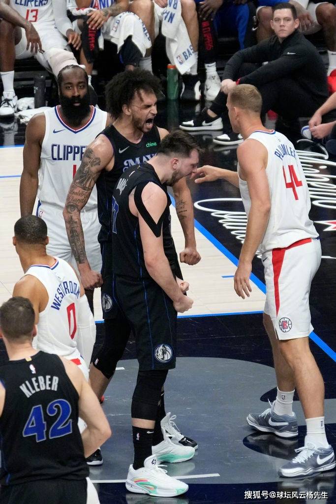 NBA:东欧合砍58分NBA，独行侠4-2淘汰快船，晋级NBA西部半决赛