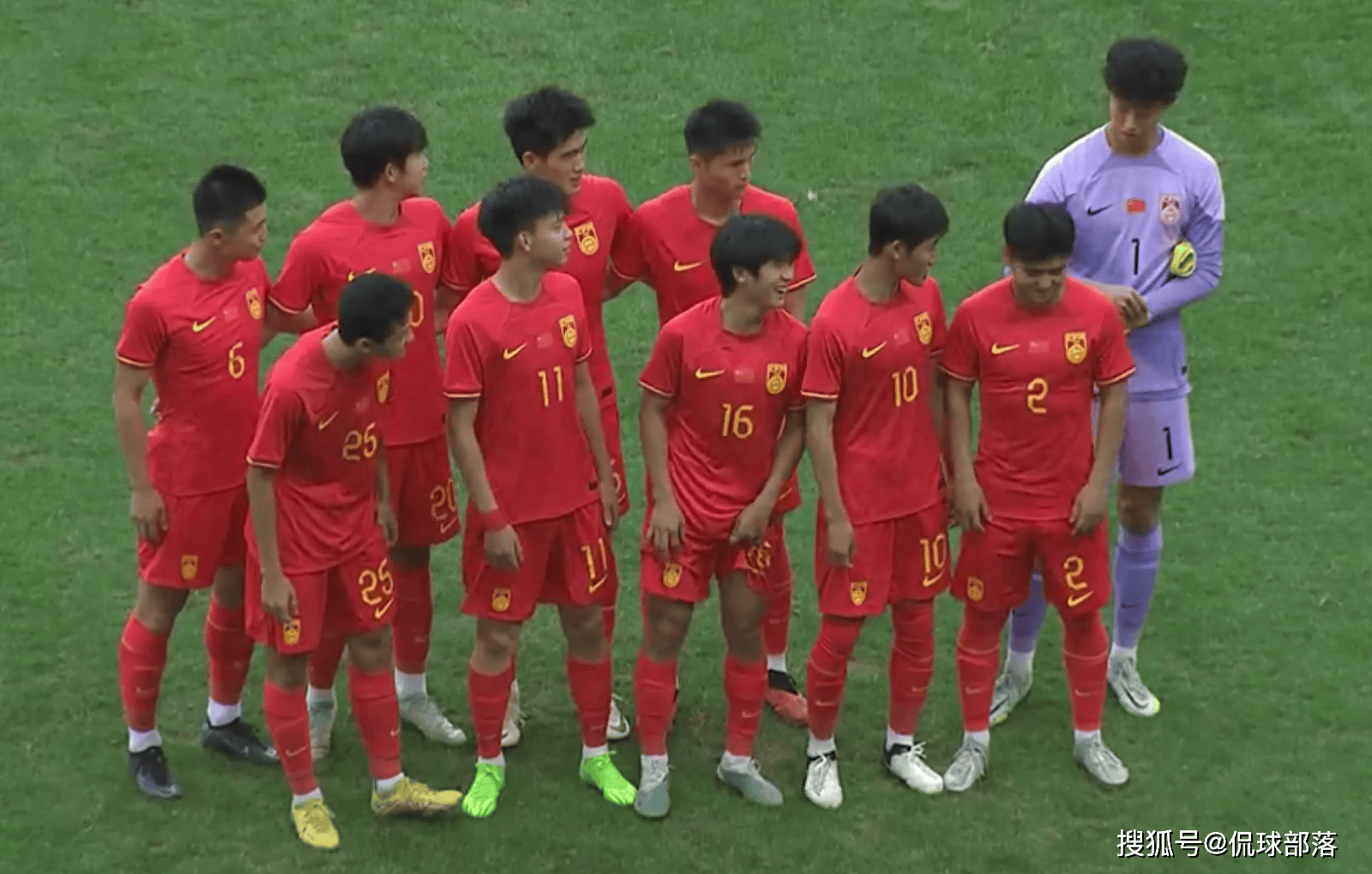 168体育网：世界波1-0！中国男足掀翻越南，力压韩国+乌兹别克登顶，奔向冠军